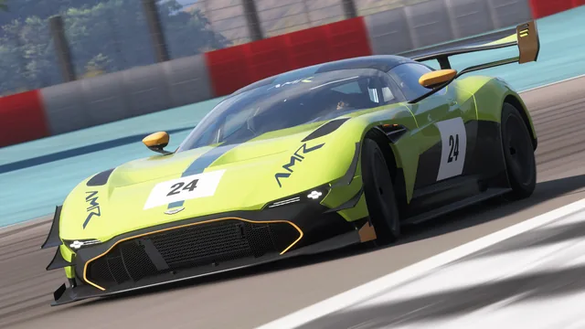 Aston Martin Vulcan AMR Pro